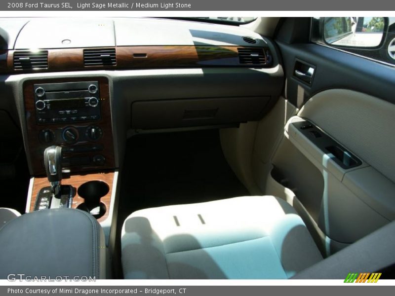Light Sage Metallic / Medium Light Stone 2008 Ford Taurus SEL