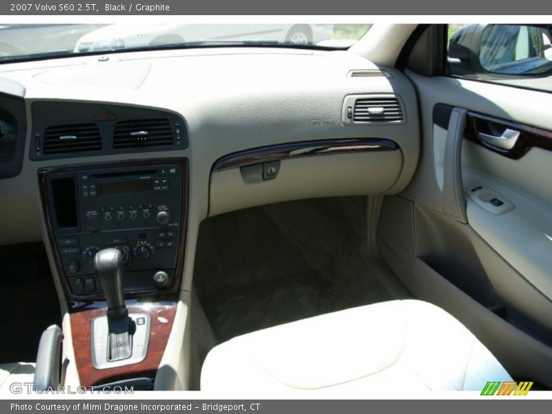 Black / Graphite 2007 Volvo S60 2.5T
