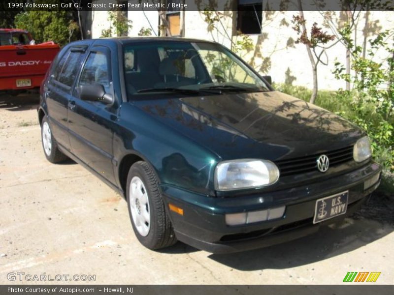 Classic Green Pearl Metallic / Beige 1998 Volkswagen Golf GL