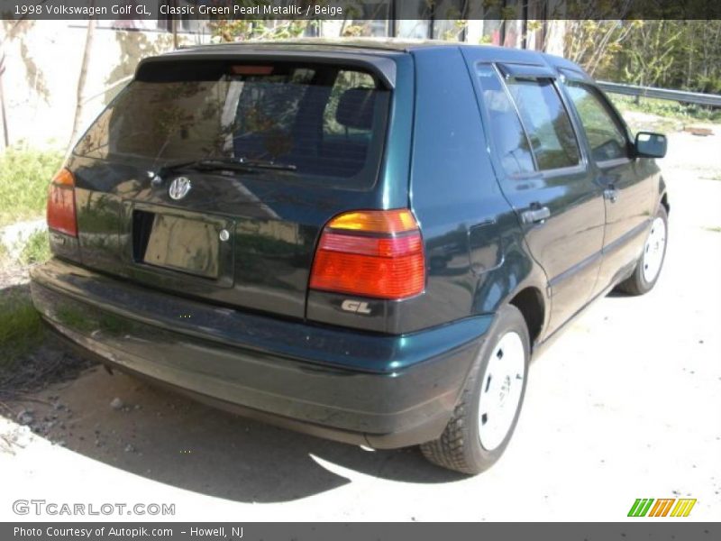 Classic Green Pearl Metallic / Beige 1998 Volkswagen Golf GL
