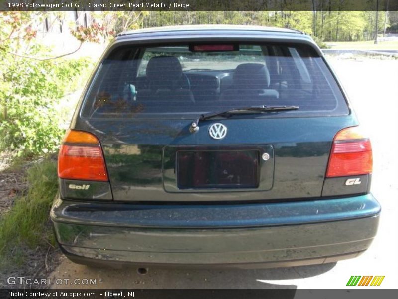 Classic Green Pearl Metallic / Beige 1998 Volkswagen Golf GL