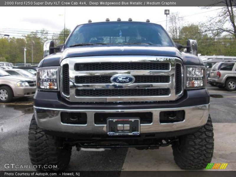 Deep Wedgewood Blue Metallic / Medium Graphite 2000 Ford F250 Super Duty XLT Crew Cab 4x4