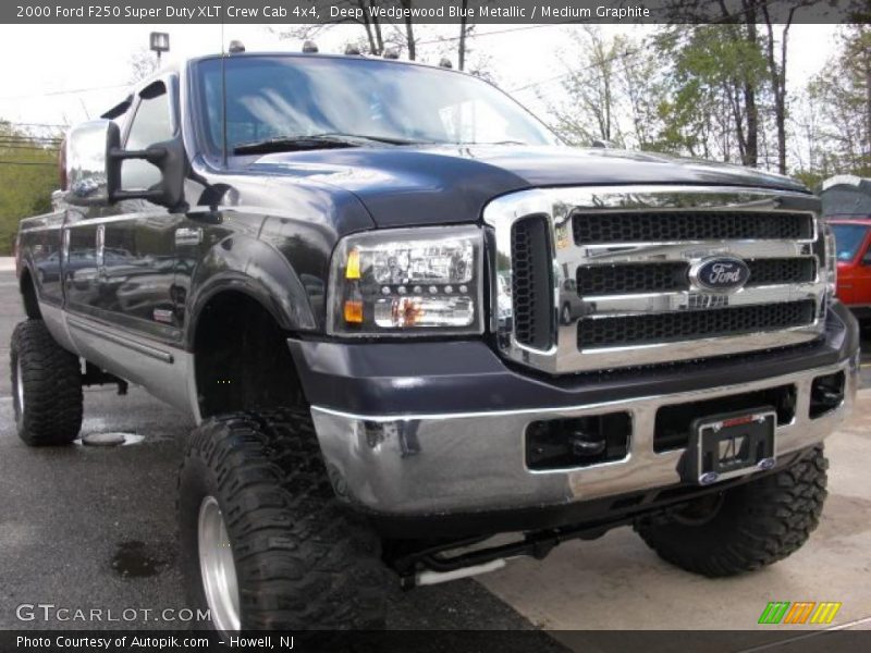 Deep Wedgewood Blue Metallic / Medium Graphite 2000 Ford F250 Super Duty XLT Crew Cab 4x4