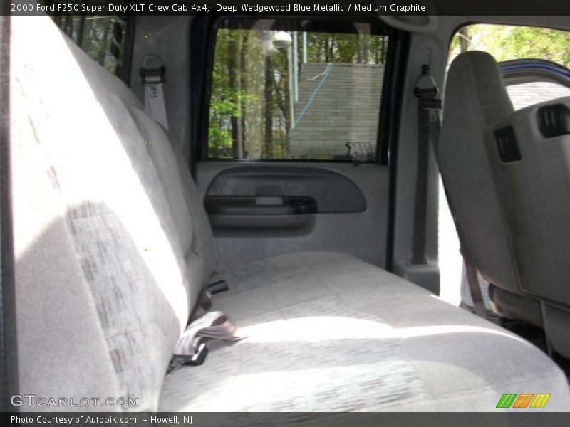 Deep Wedgewood Blue Metallic / Medium Graphite 2000 Ford F250 Super Duty XLT Crew Cab 4x4