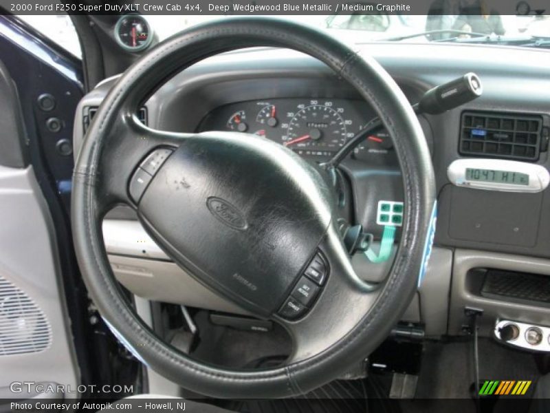 Deep Wedgewood Blue Metallic / Medium Graphite 2000 Ford F250 Super Duty XLT Crew Cab 4x4