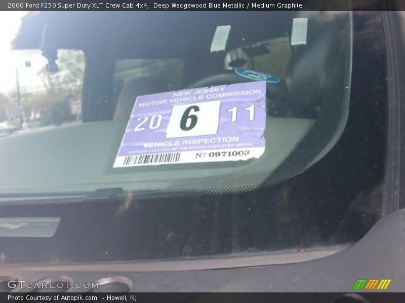 Deep Wedgewood Blue Metallic / Medium Graphite 2000 Ford F250 Super Duty XLT Crew Cab 4x4