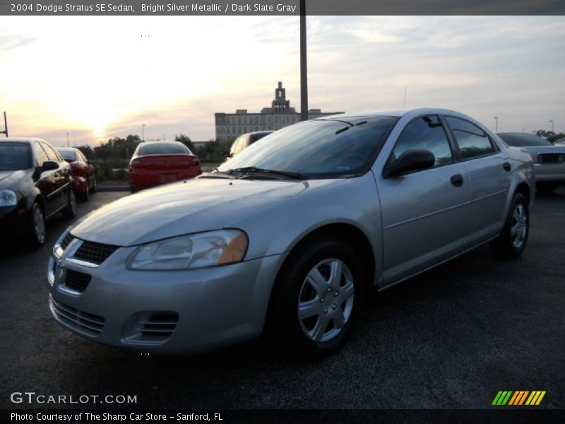 Bright Silver Metallic / Dark Slate Gray 2004 Dodge Stratus SE Sedan