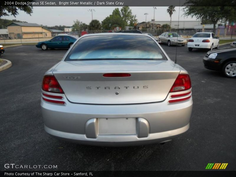 Bright Silver Metallic / Dark Slate Gray 2004 Dodge Stratus SE Sedan