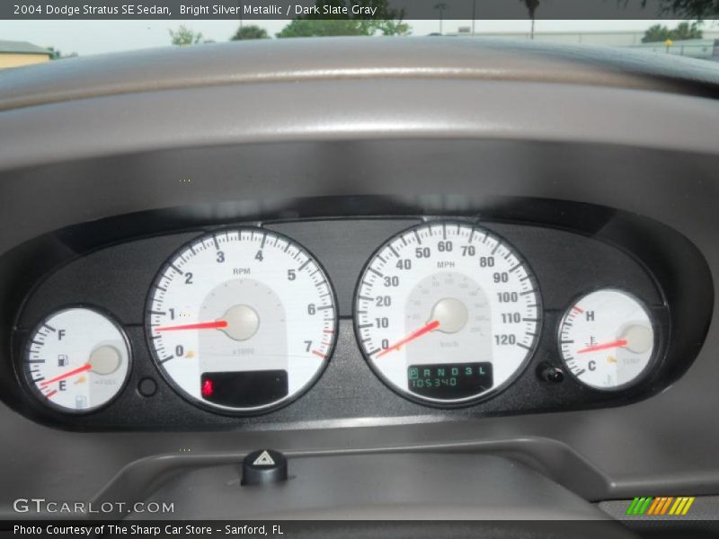 Bright Silver Metallic / Dark Slate Gray 2004 Dodge Stratus SE Sedan