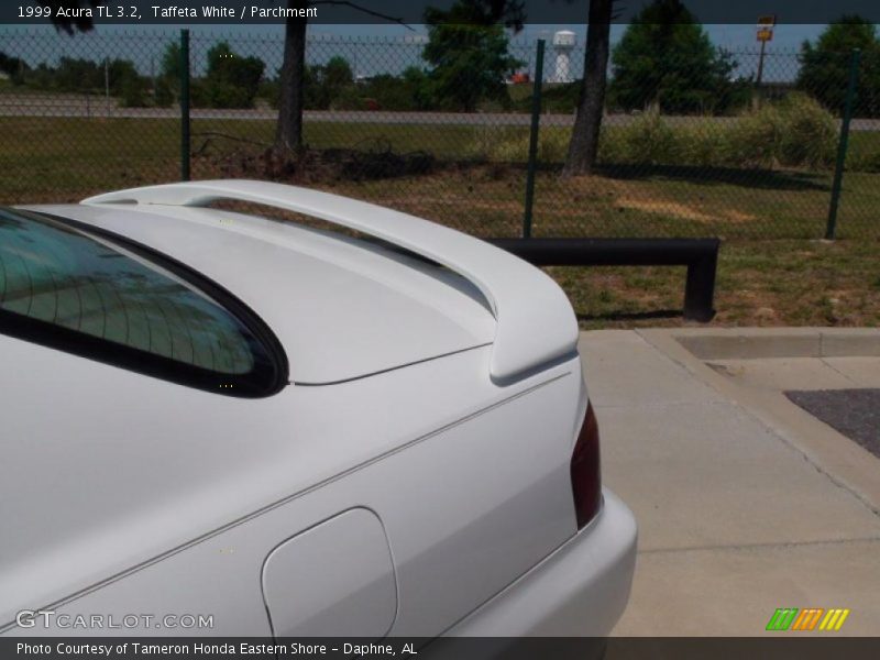 Taffeta White / Parchment 1999 Acura TL 3.2