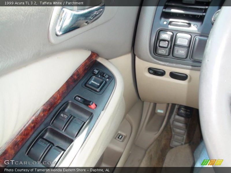 Taffeta White / Parchment 1999 Acura TL 3.2