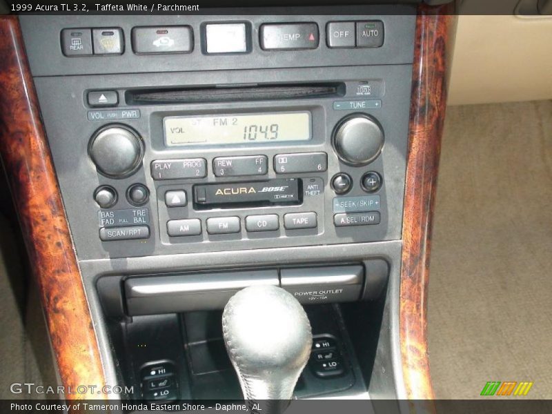 Taffeta White / Parchment 1999 Acura TL 3.2