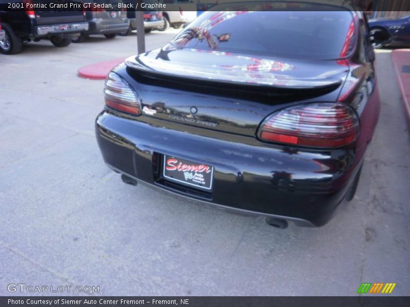 Black / Graphite 2001 Pontiac Grand Prix GT Sedan