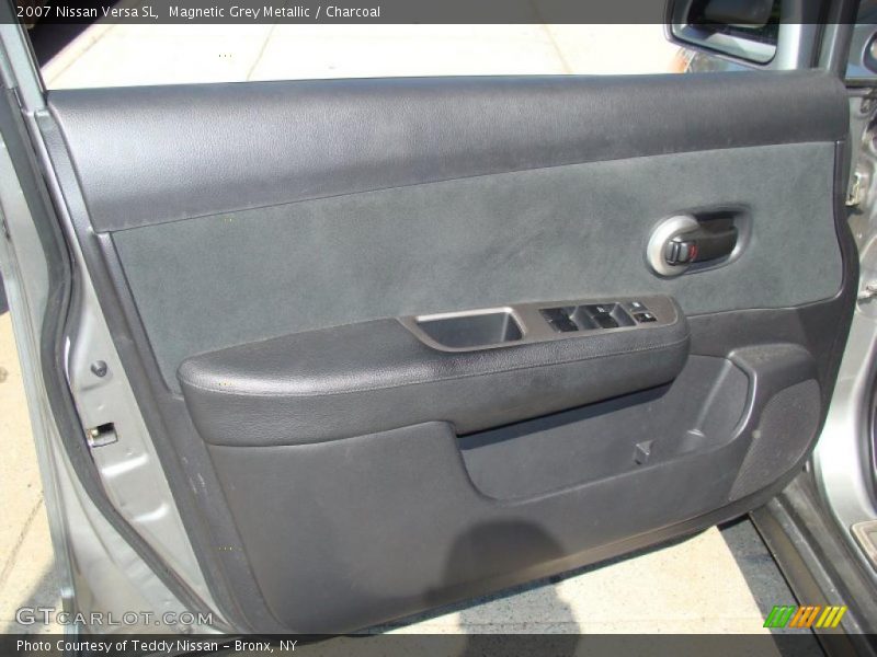 Magnetic Grey Metallic / Charcoal 2007 Nissan Versa SL