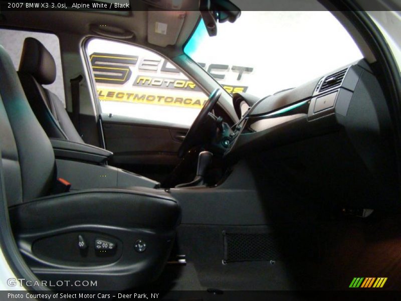 Alpine White / Black 2007 BMW X3 3.0si