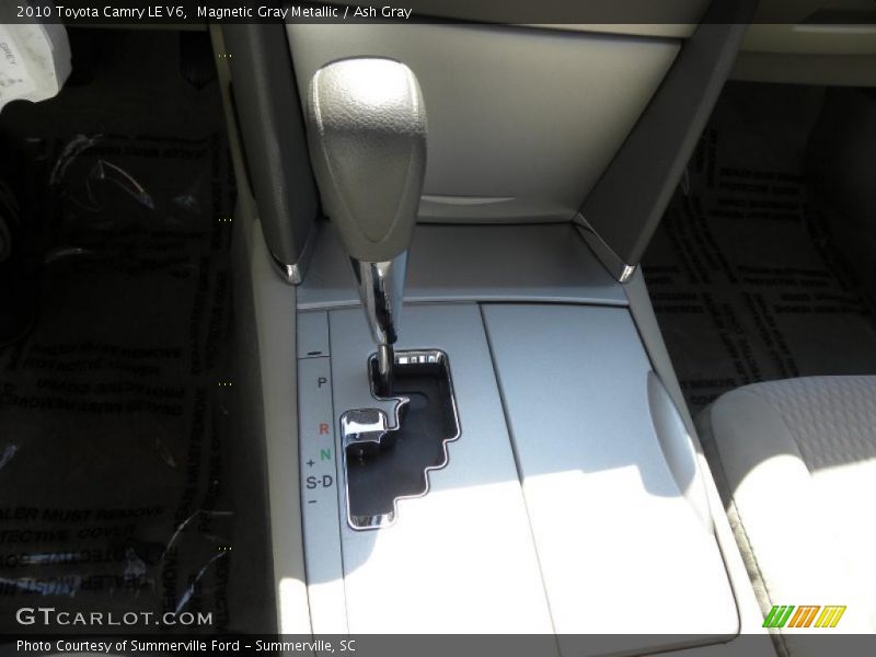 Magnetic Gray Metallic / Ash Gray 2010 Toyota Camry LE V6