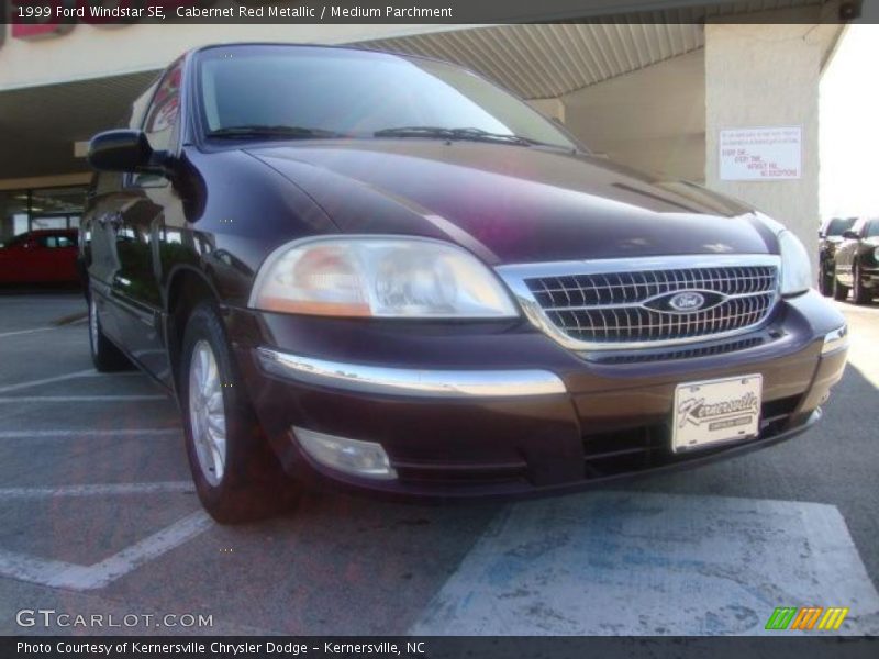 Cabernet Red Metallic / Medium Parchment 1999 Ford Windstar SE
