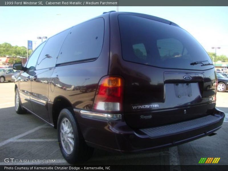 Cabernet Red Metallic / Medium Parchment 1999 Ford Windstar SE