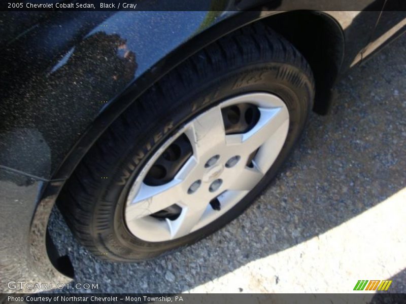 Black / Gray 2005 Chevrolet Cobalt Sedan