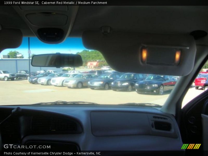 Cabernet Red Metallic / Medium Parchment 1999 Ford Windstar SE