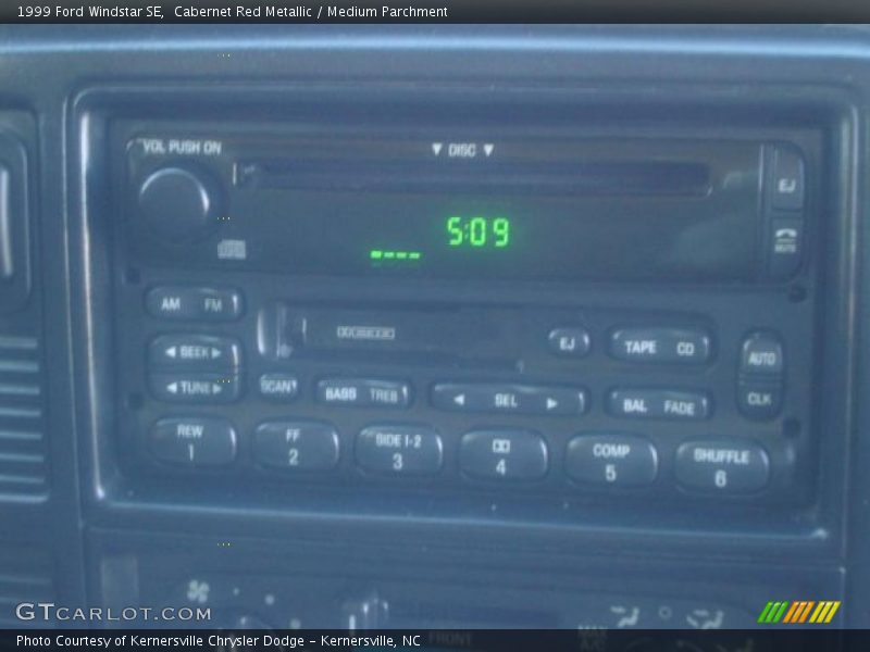 Cabernet Red Metallic / Medium Parchment 1999 Ford Windstar SE