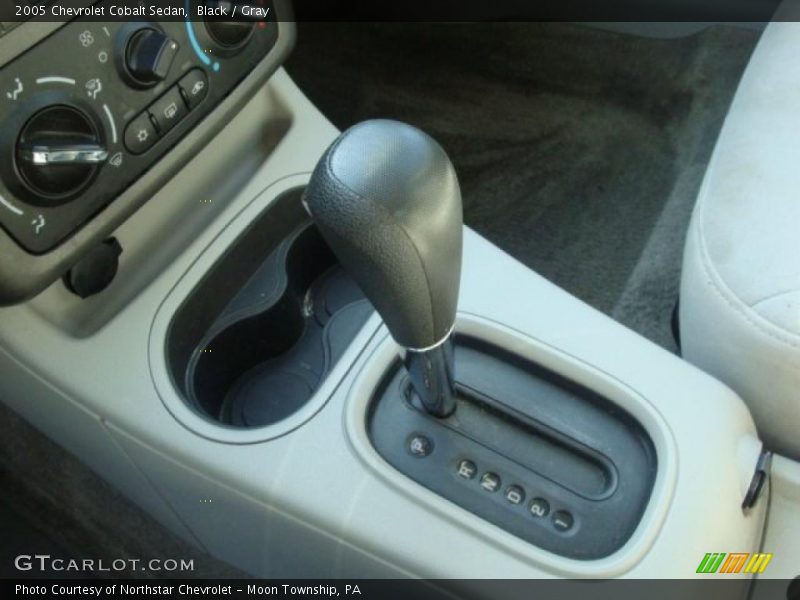 Black / Gray 2005 Chevrolet Cobalt Sedan