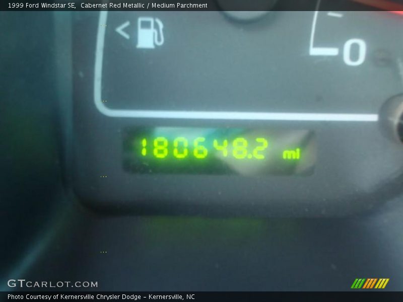 Cabernet Red Metallic / Medium Parchment 1999 Ford Windstar SE