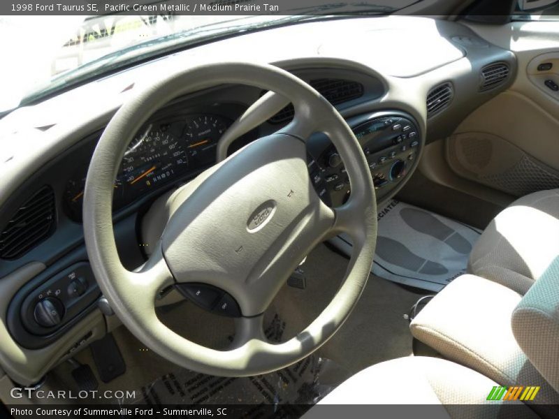 Pacific Green Metallic / Medium Prairie Tan 1998 Ford Taurus SE