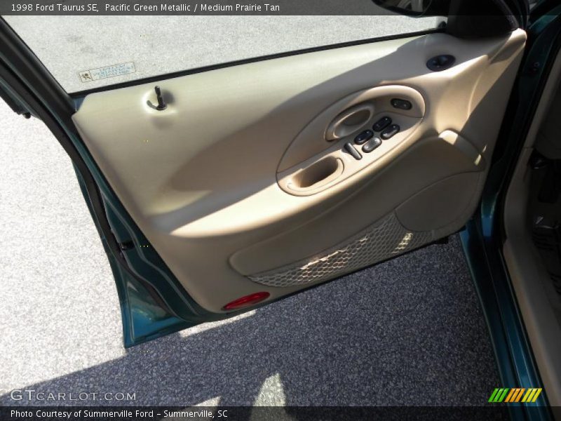 Pacific Green Metallic / Medium Prairie Tan 1998 Ford Taurus SE