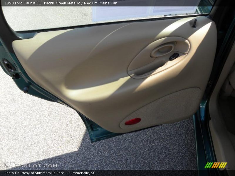 Pacific Green Metallic / Medium Prairie Tan 1998 Ford Taurus SE