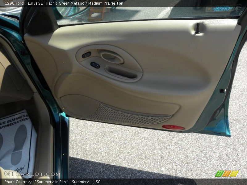 Pacific Green Metallic / Medium Prairie Tan 1998 Ford Taurus SE
