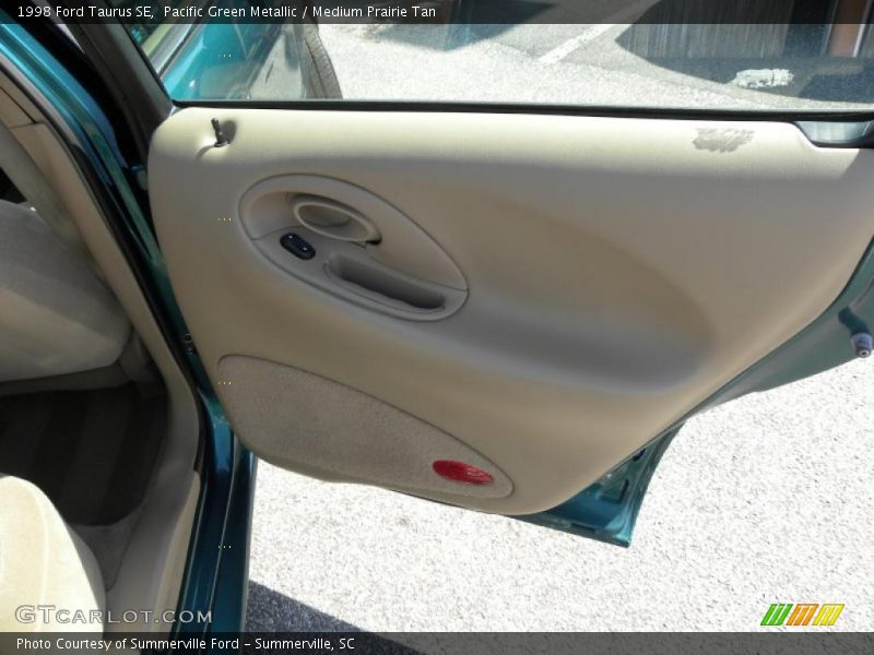 Pacific Green Metallic / Medium Prairie Tan 1998 Ford Taurus SE