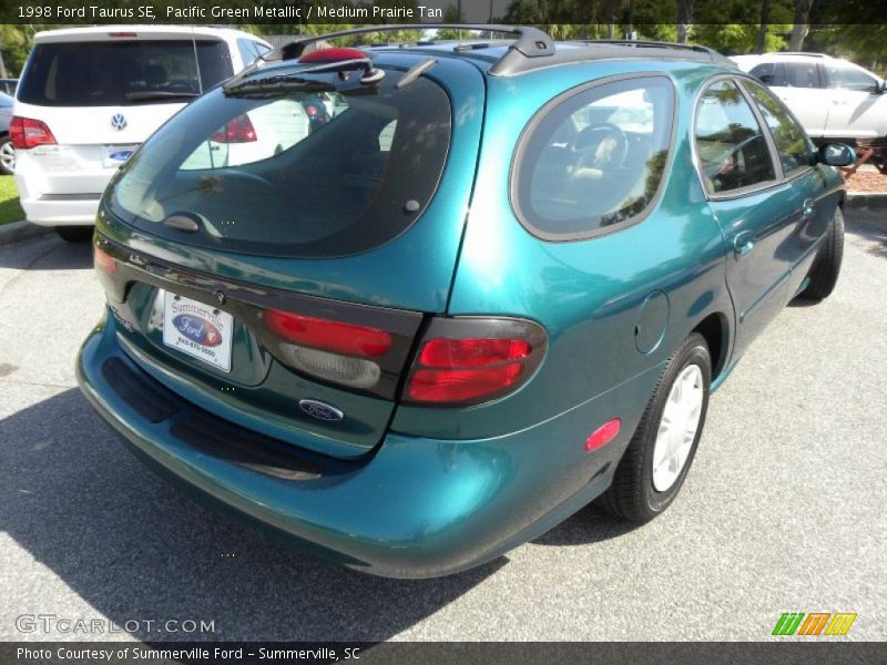 Pacific Green Metallic / Medium Prairie Tan 1998 Ford Taurus SE