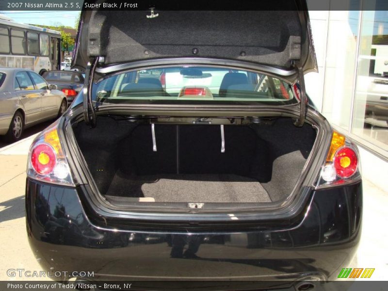 Super Black / Frost 2007 Nissan Altima 2.5 S
