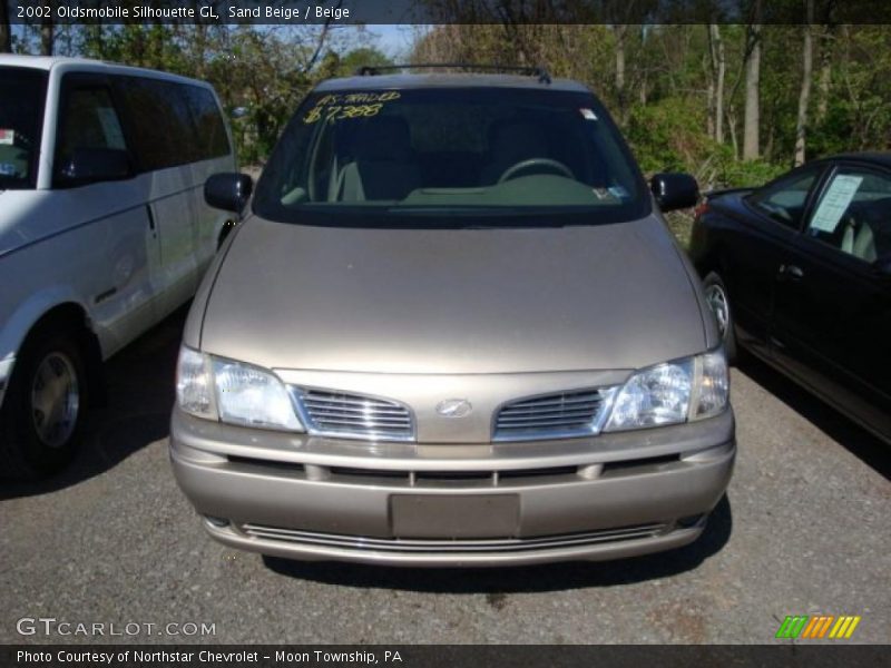 Sand Beige / Beige 2002 Oldsmobile Silhouette GL