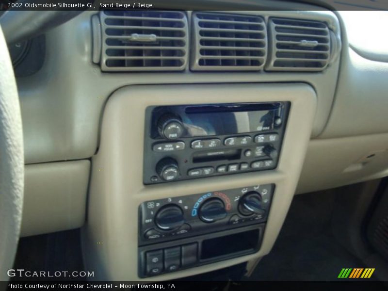 Sand Beige / Beige 2002 Oldsmobile Silhouette GL