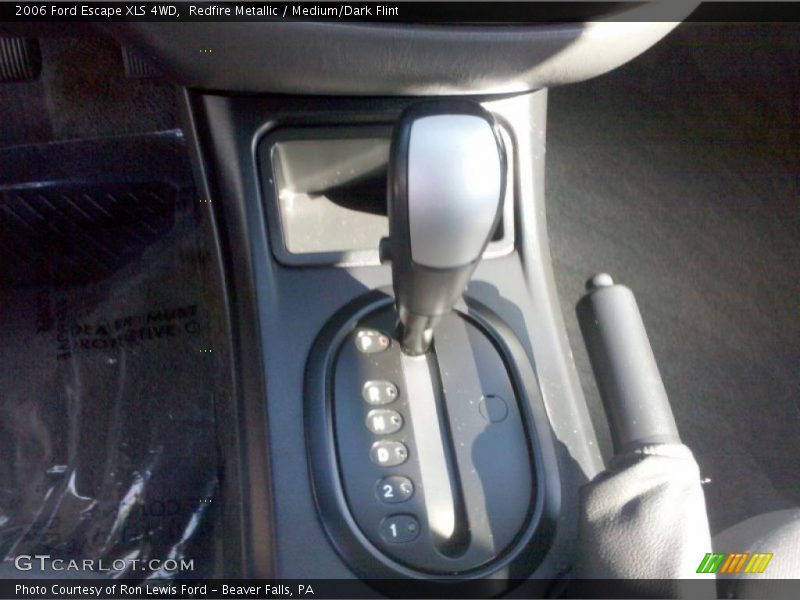 Redfire Metallic / Medium/Dark Flint 2006 Ford Escape XLS 4WD