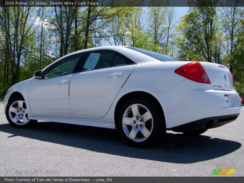 Summit White / Light Taupe 2009 Pontiac G6 Sedan
