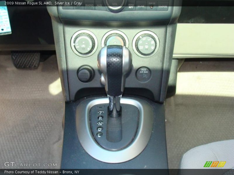 Silver Ice / Gray 2009 Nissan Rogue SL AWD