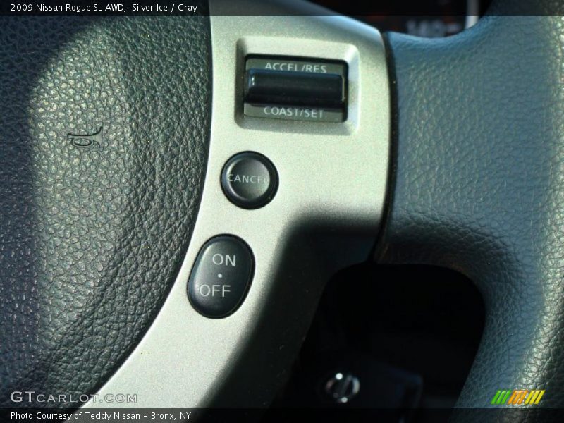 Silver Ice / Gray 2009 Nissan Rogue SL AWD