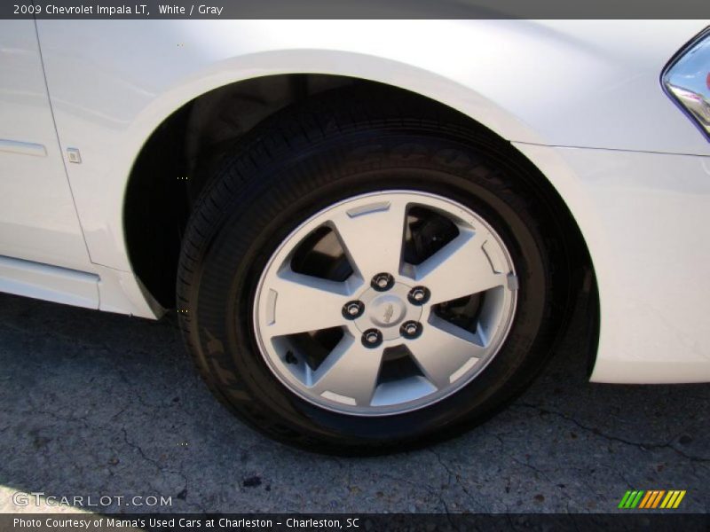 White / Gray 2009 Chevrolet Impala LT