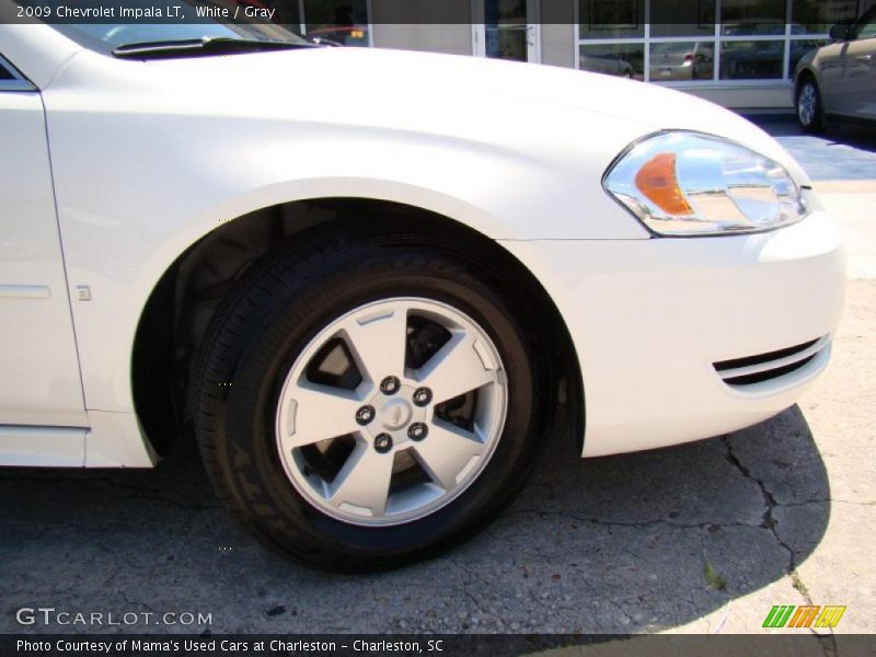 White / Gray 2009 Chevrolet Impala LT