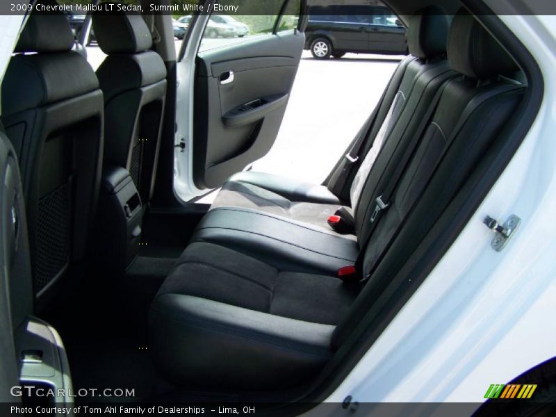 Summit White / Ebony 2009 Chevrolet Malibu LT Sedan
