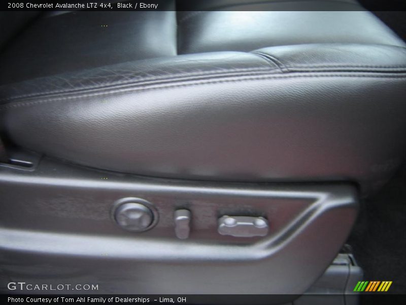 Black / Ebony 2008 Chevrolet Avalanche LTZ 4x4