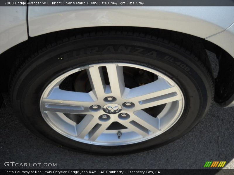 Bright Silver Metallic / Dark Slate Gray/Light Slate Gray 2008 Dodge Avenger SXT