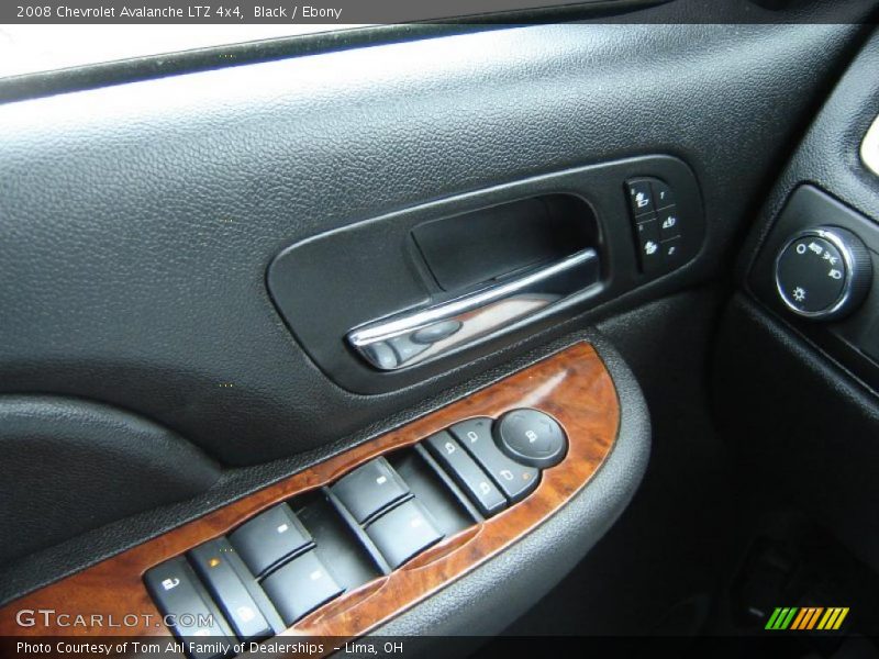 Black / Ebony 2008 Chevrolet Avalanche LTZ 4x4