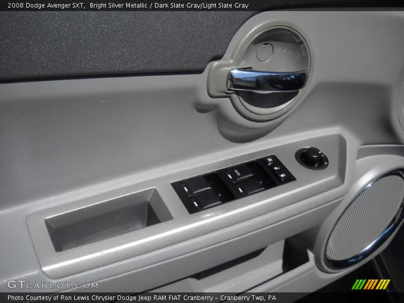Bright Silver Metallic / Dark Slate Gray/Light Slate Gray 2008 Dodge Avenger SXT