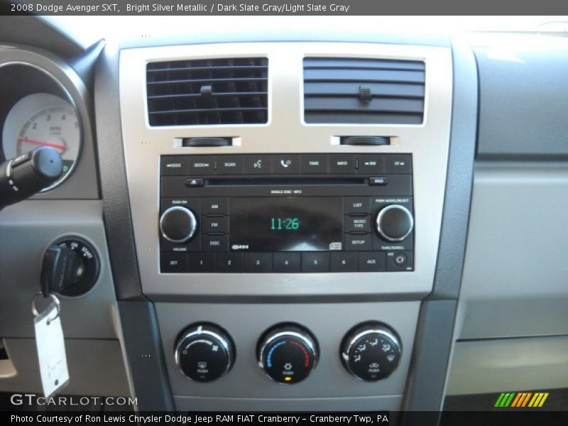 Bright Silver Metallic / Dark Slate Gray/Light Slate Gray 2008 Dodge Avenger SXT