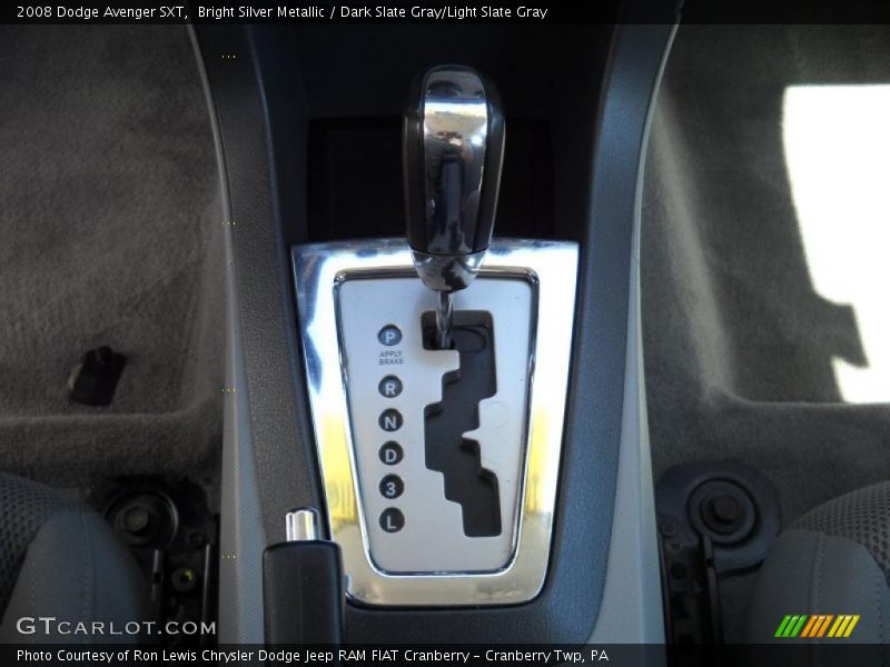 Bright Silver Metallic / Dark Slate Gray/Light Slate Gray 2008 Dodge Avenger SXT