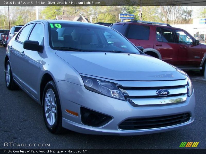 Brilliant Silver Metallic / Medium Light Stone 2010 Ford Fusion S